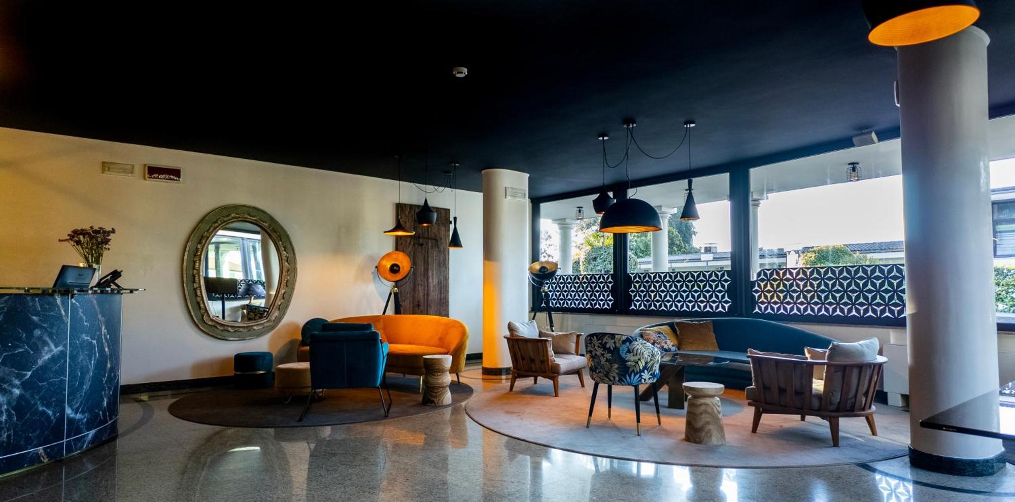 Gardone Palace Hotel غاردوني ريفييرا المظهر الخارجي الصورة